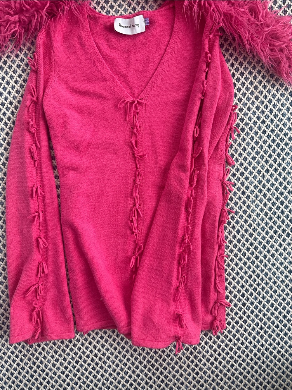 Incredible House of Sunny Hot Pink Tie-Up Sweater w/ Attachable Fur Collar